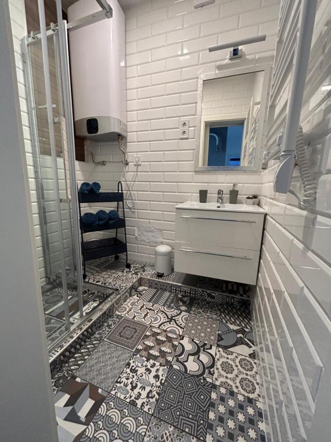 Gabend'I Apartman Eger Exteriör bild