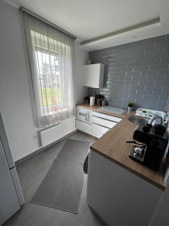 Gabend'I Apartman Eger Exteriör bild